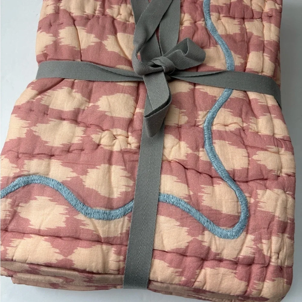 NWOT Anthropologie Iluka Cotton Printed Floral Shams, Set of 2 Standard Shams
